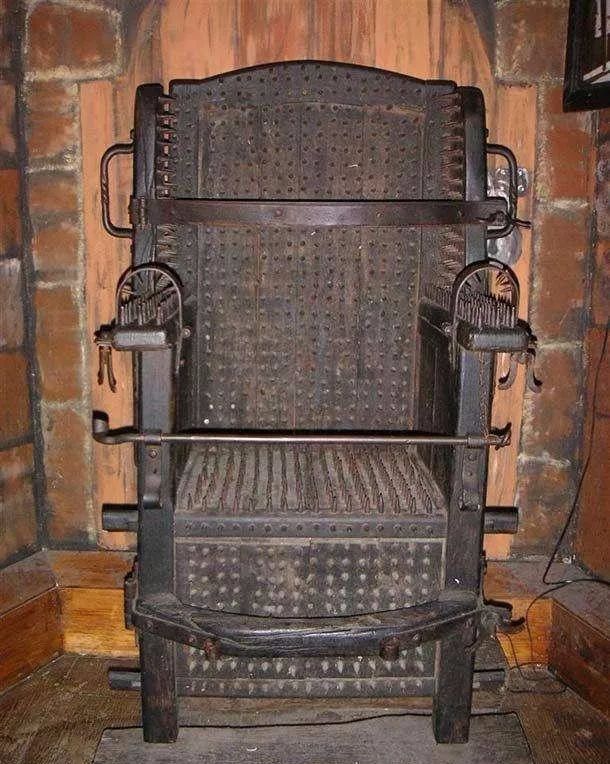 残忍至极的欧洲古代20大酷刑,全世界古代的前十大酷刑