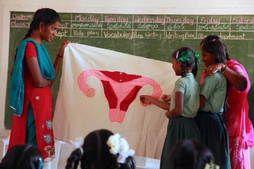 卫生巾旁观了一切