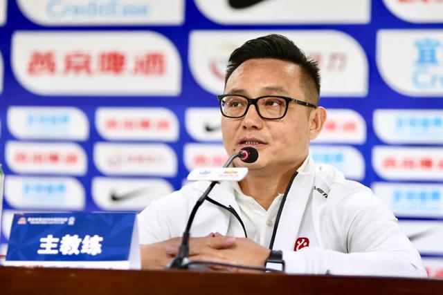 淄博蹴鞠队主教练侯志强,淄博蹴鞠足球队主教练侯志强