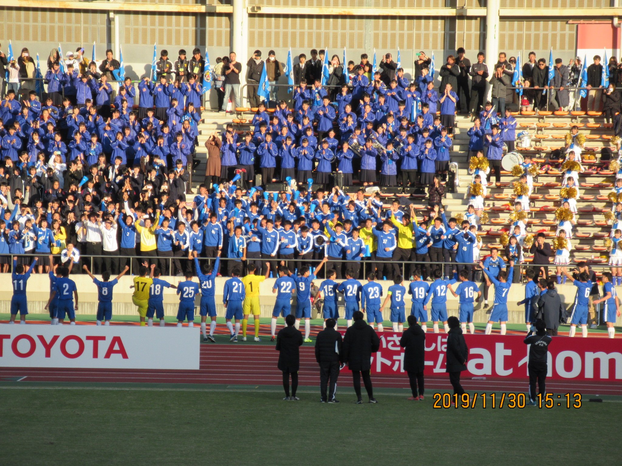 中国最顶级的青少年足球赛,日本第100届高中足球全国大赛片段