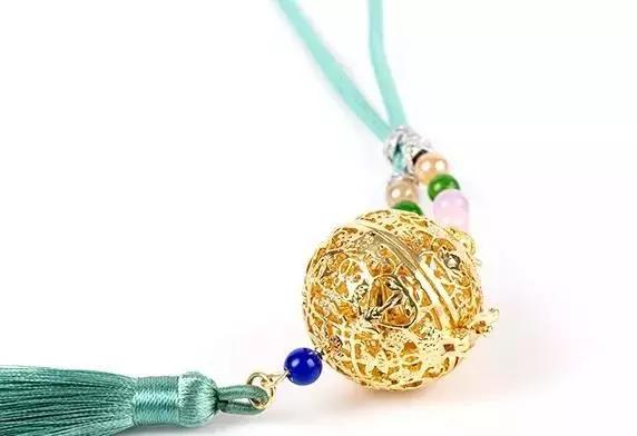 历史上的温柔而优雅,一个惊艳了时光一个温暖了岁月