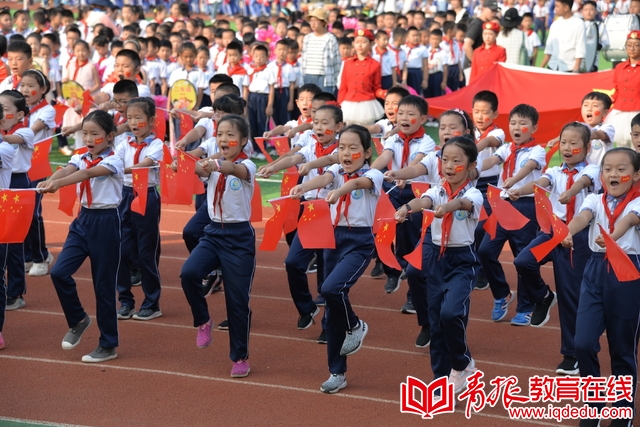 即墨长江路小学好不好,即墨长江路小学和德馨小学对比