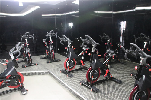 青岛时代星动力健身俱乐部,青岛高端健身训练营