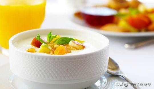 宝宝鹅口疮严重最佳治疗方法,婴儿鹅口疮反反复复怎么才能彻底