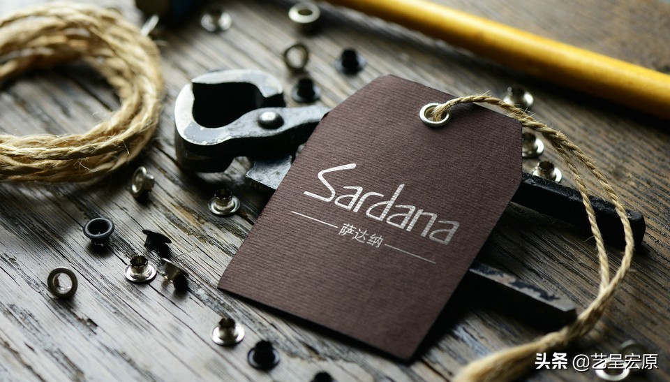 椤剁骇鏈嶈鍝佺墝璁捐鏋舵瀯,鏈嶈鍝佺墝璁捐鍏ㄦ妗堜緥