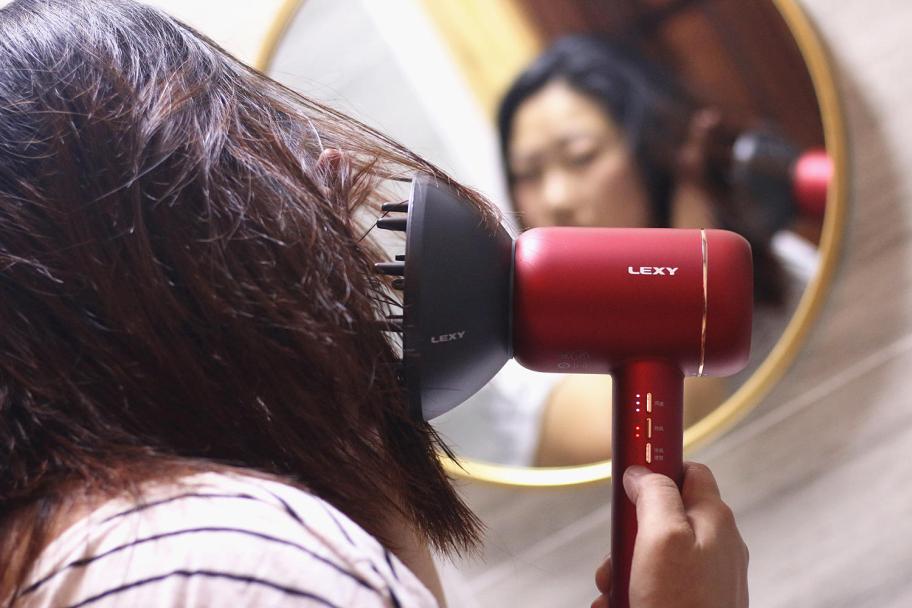 莱克水离子涡扇吹风机发布会,比戴森性价比高的吹风机