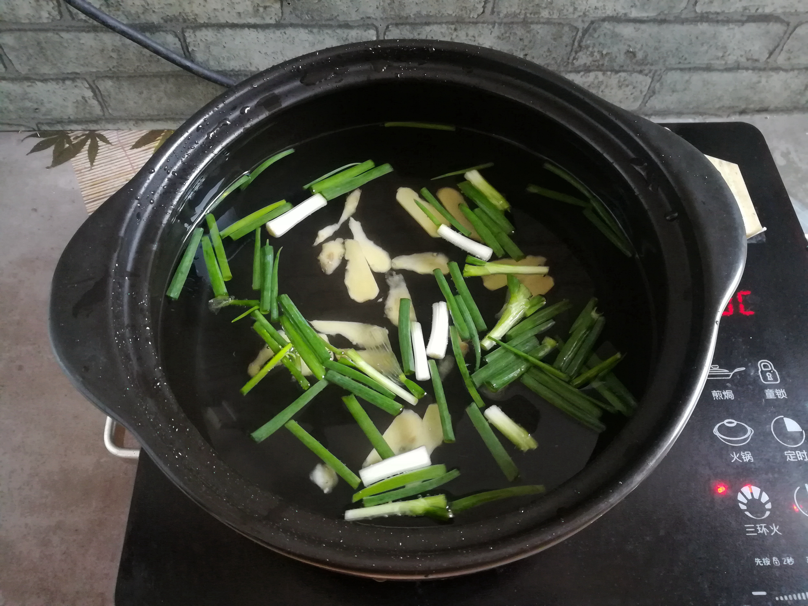 老渔民教你正确做法,老渔民鲜虾保存法