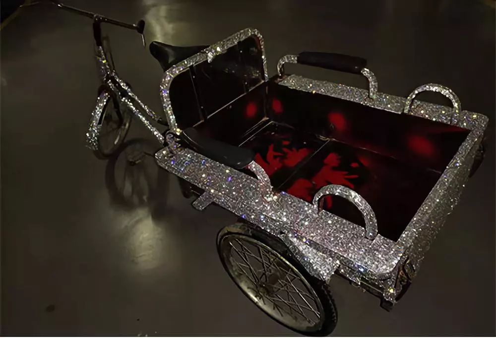 染发不要染到头皮有伤害吗,千万不要随便染头发视频