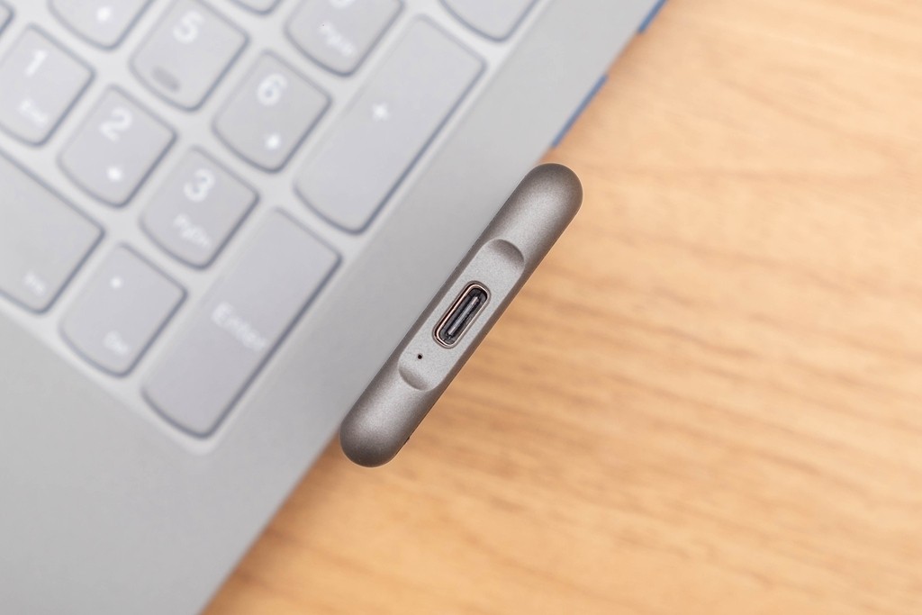 爱国者s7固态硬盘开箱视频,爱国者移动固态硬盘s7评测