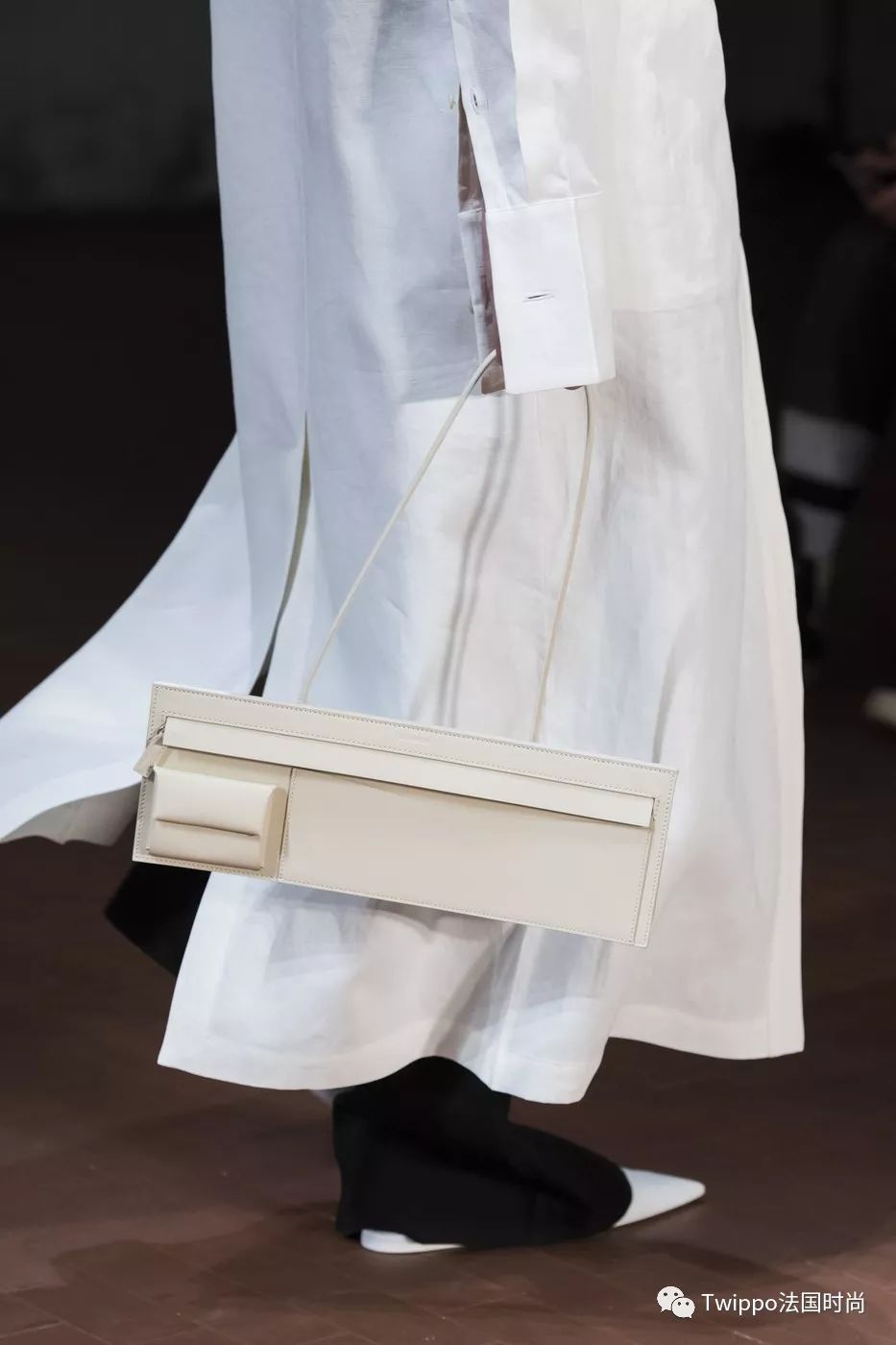 优衣库日本被疯抢,优衣库被哄抢完整版