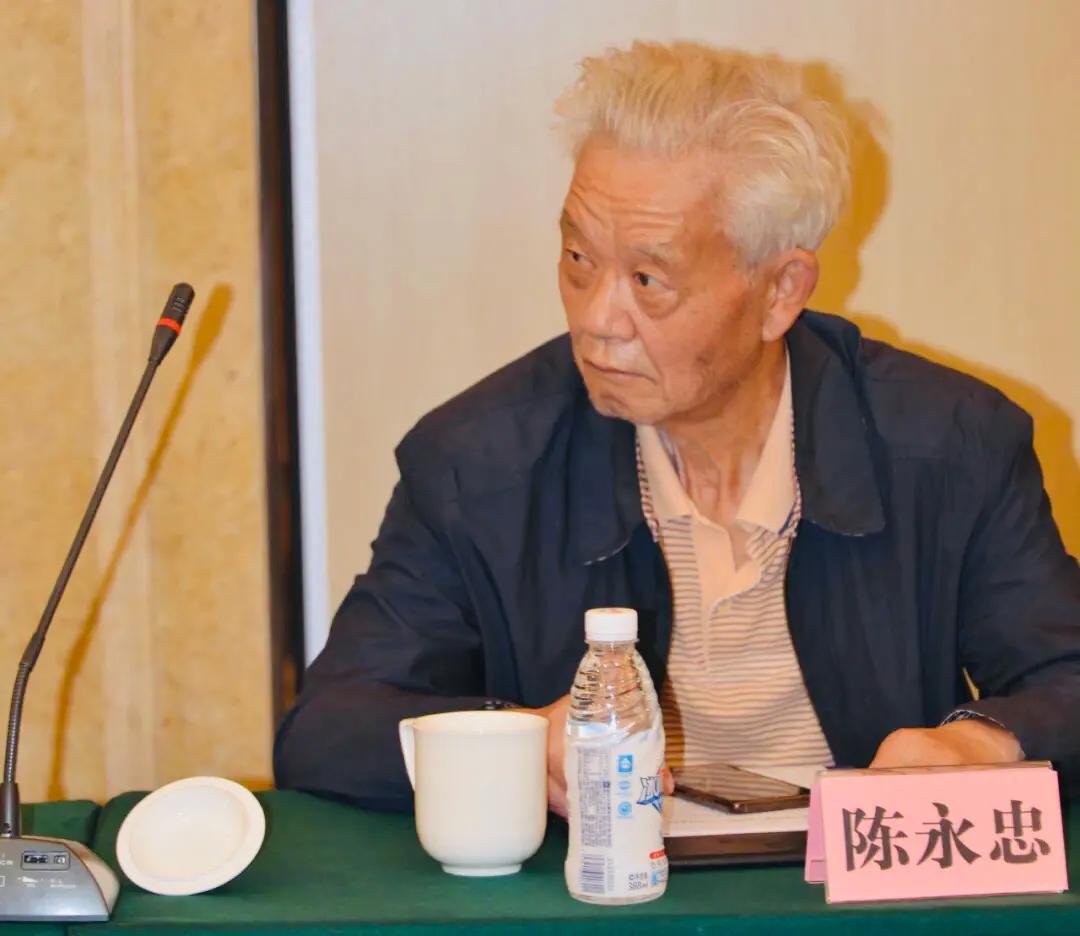 积极为设立“企业家日”建言献策省企业家研究会召开专家研讨会