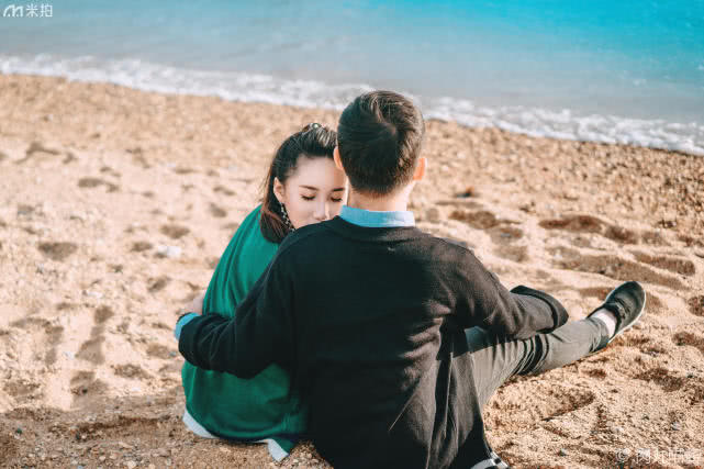 情侣温馨甜蜜照,看了想恋爱的瞬间
