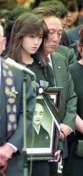 酒井法子的唏嘘往事,酒井法子真实生活