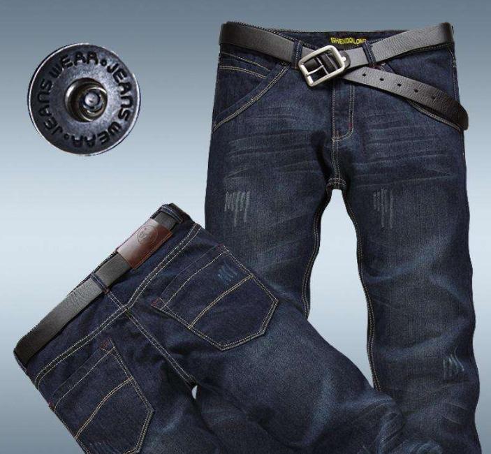 批发市场整理衣服,广州服装批发市场大火