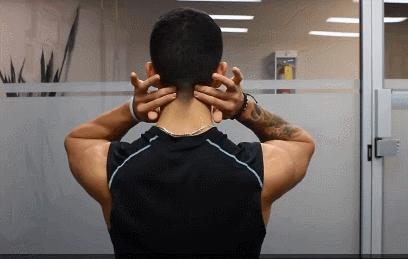 4个动作告别颈部皱纹,如何改变颈部前伸