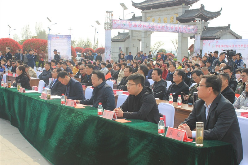 枣庄峄城仙人洞桃花节,峄城仙人洞桃花节直播