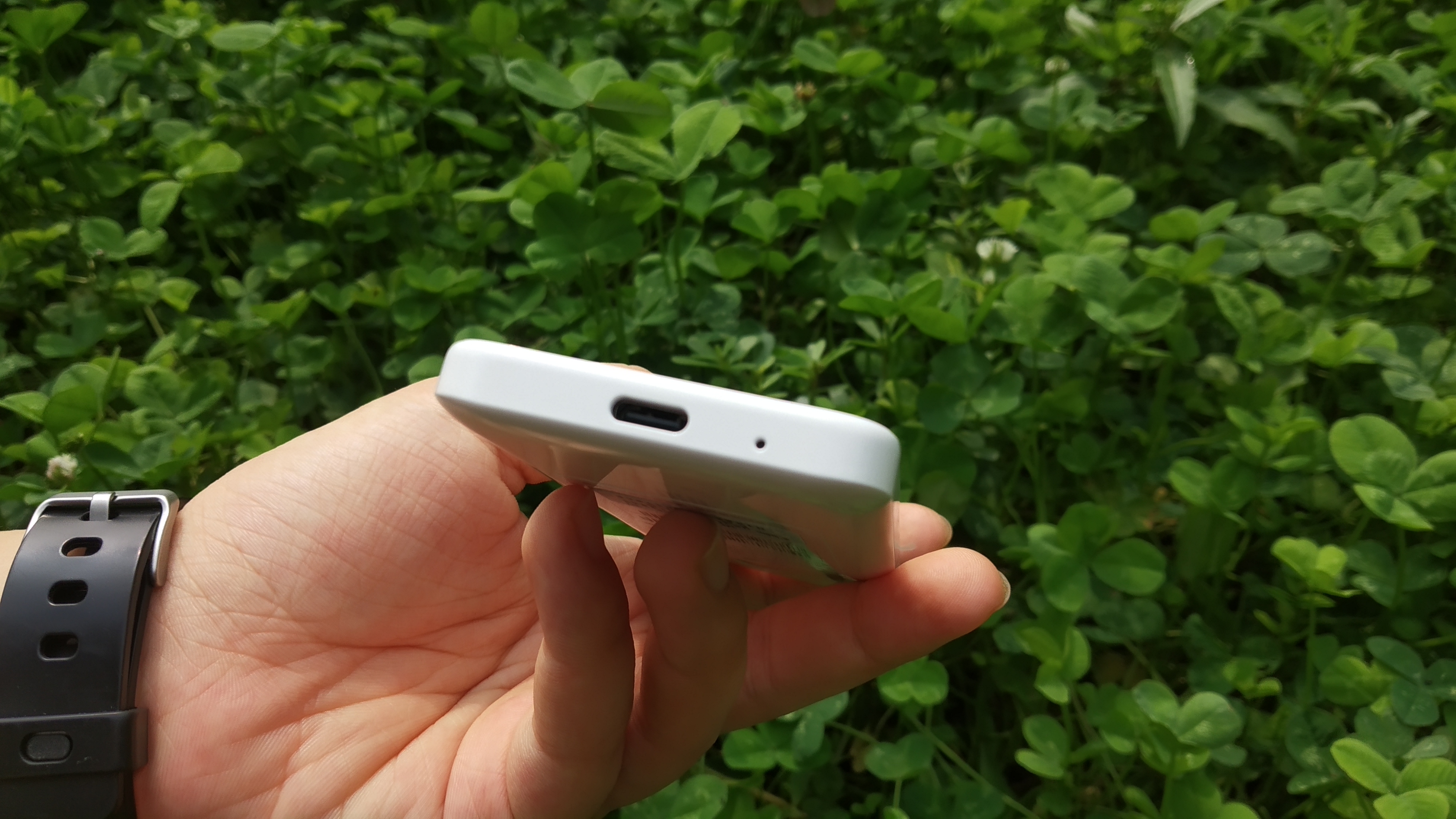 沉迷手机已成社会问题，多亲防沉迷学生手机F21Pro轻松解决