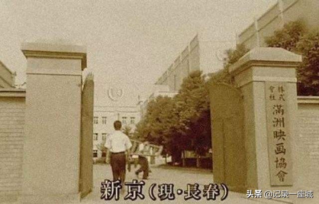 黑夜君王完整版观看,黑夜君王原著小说