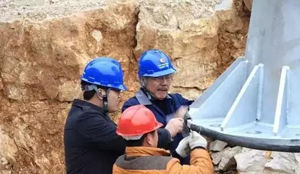 中国天眼南仁东毅然回国的故事 (他放弃了国外300倍的高薪)