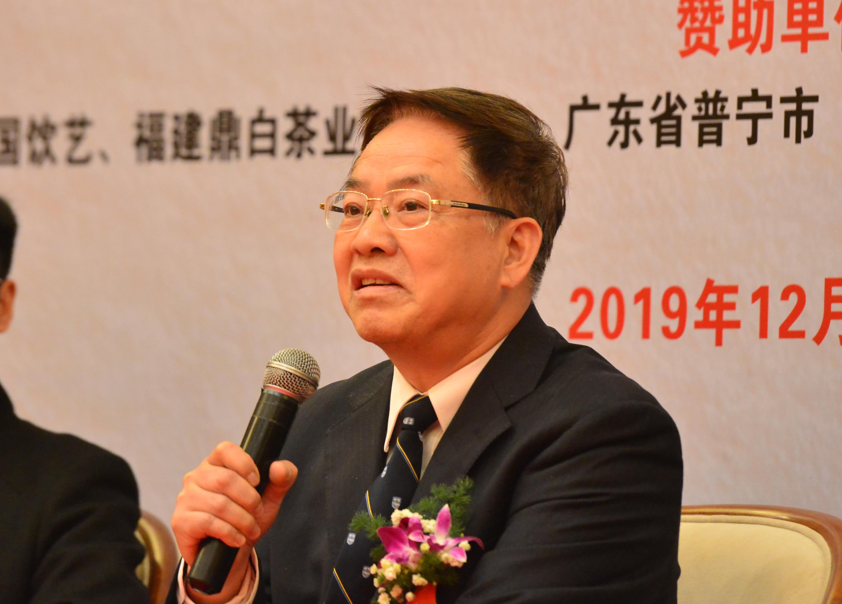 全国茶迷迎来利好消息!这里有顶级专家向您推荐高质量茶王……