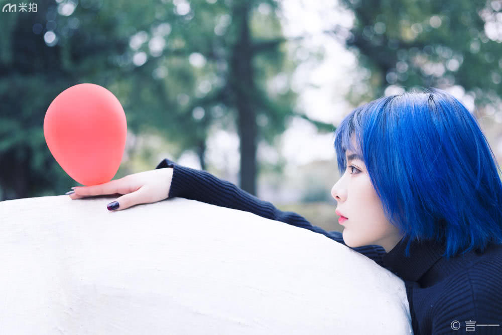 森系小清新女生写真,森系树林很酷写真