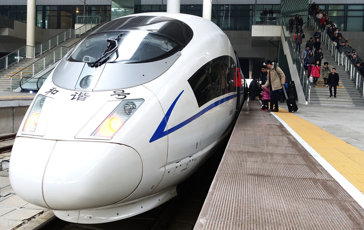 坐高铁动车快车的区别,高铁动车火车快车哪个快