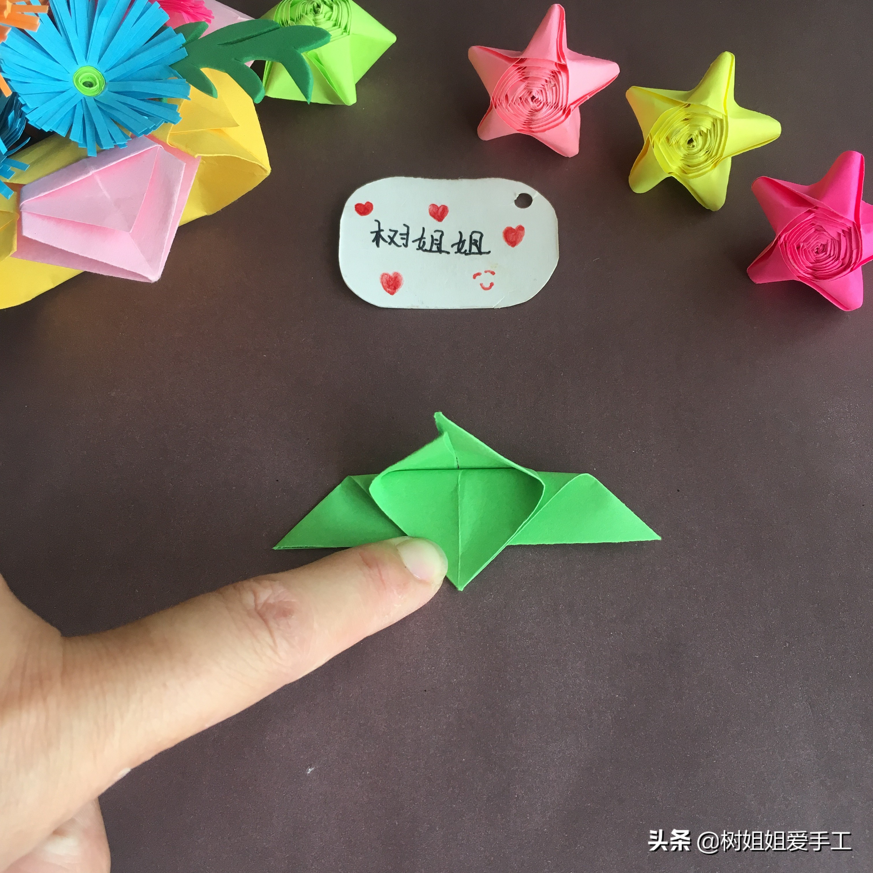 蝴蝶折纸怎么折,大班折纸蝴蝶最简单折法