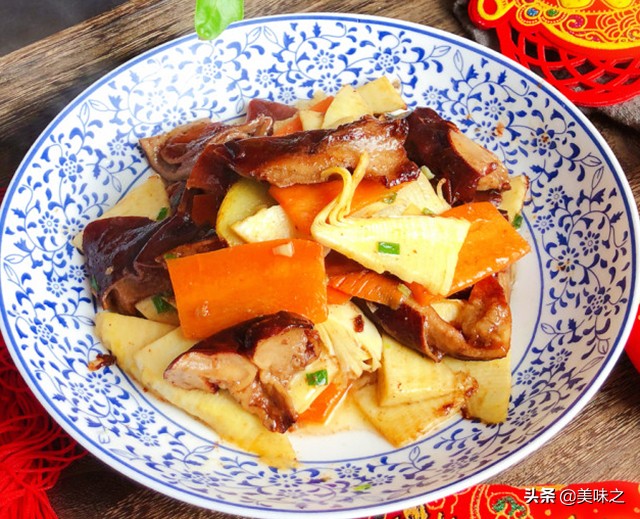 冬笋的家常做法简单清炒,冬笋最好吃的十种做法冬笋炒香菇