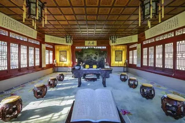 中国园林的诗情画意之美,虽由人作宛自天开的造园理念