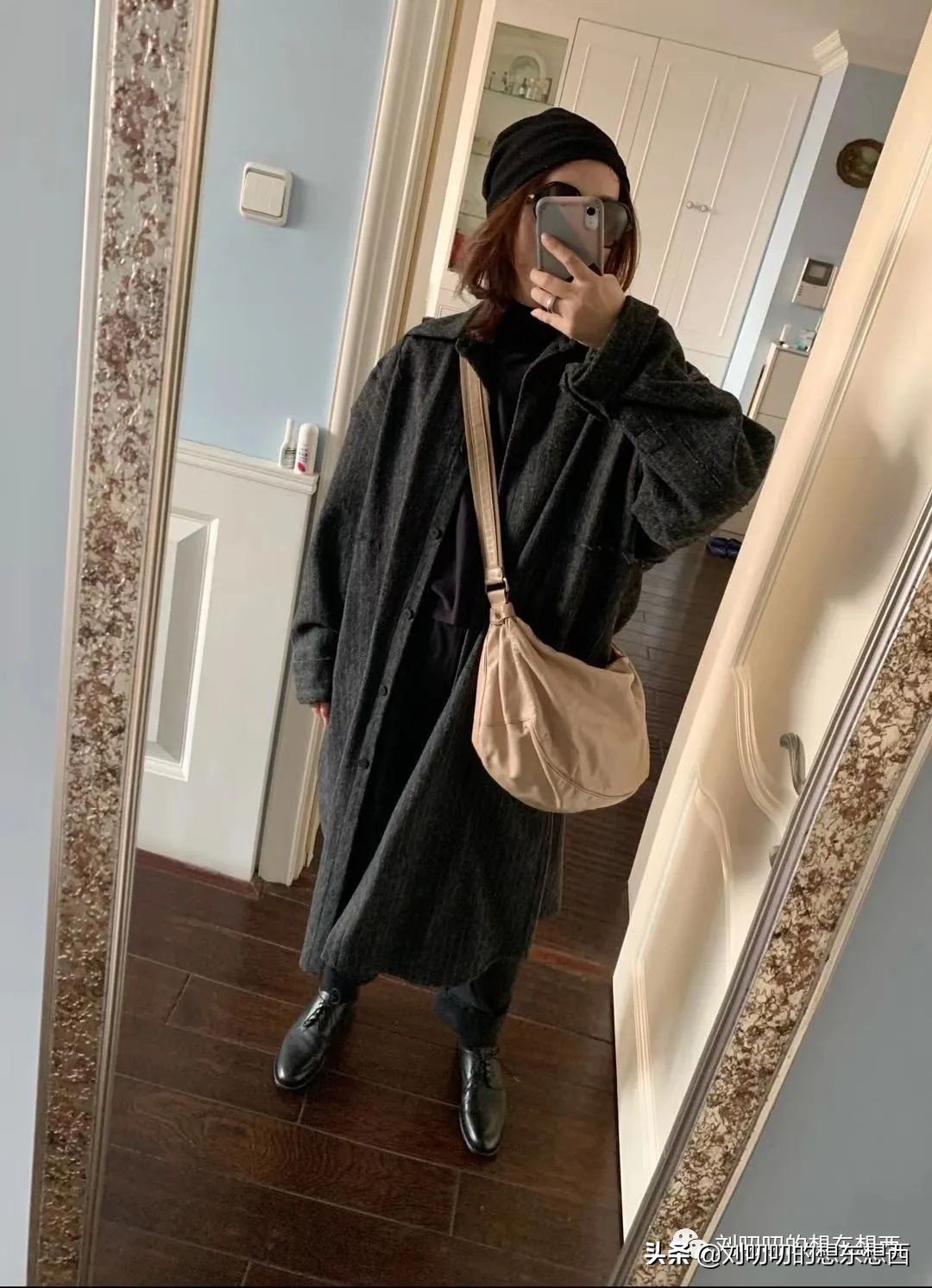 女人背厚夏天适合穿什么样的衣服,宽肩厚背的人穿什么好看