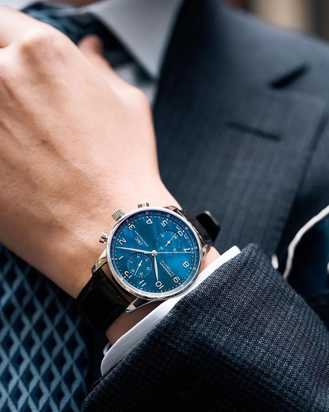 昨夜钟表奥斯卡，是谁在坚持？