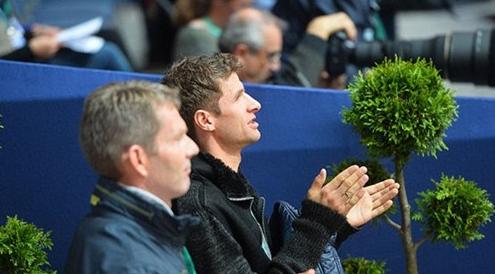 梅西c罗最近事业,c罗晒新造型梅西剃了胡子