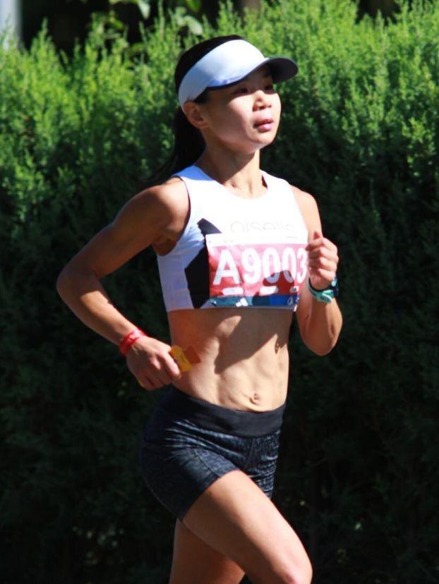 中国跑步最快的半马女生,中国跑步最快的女子前十名