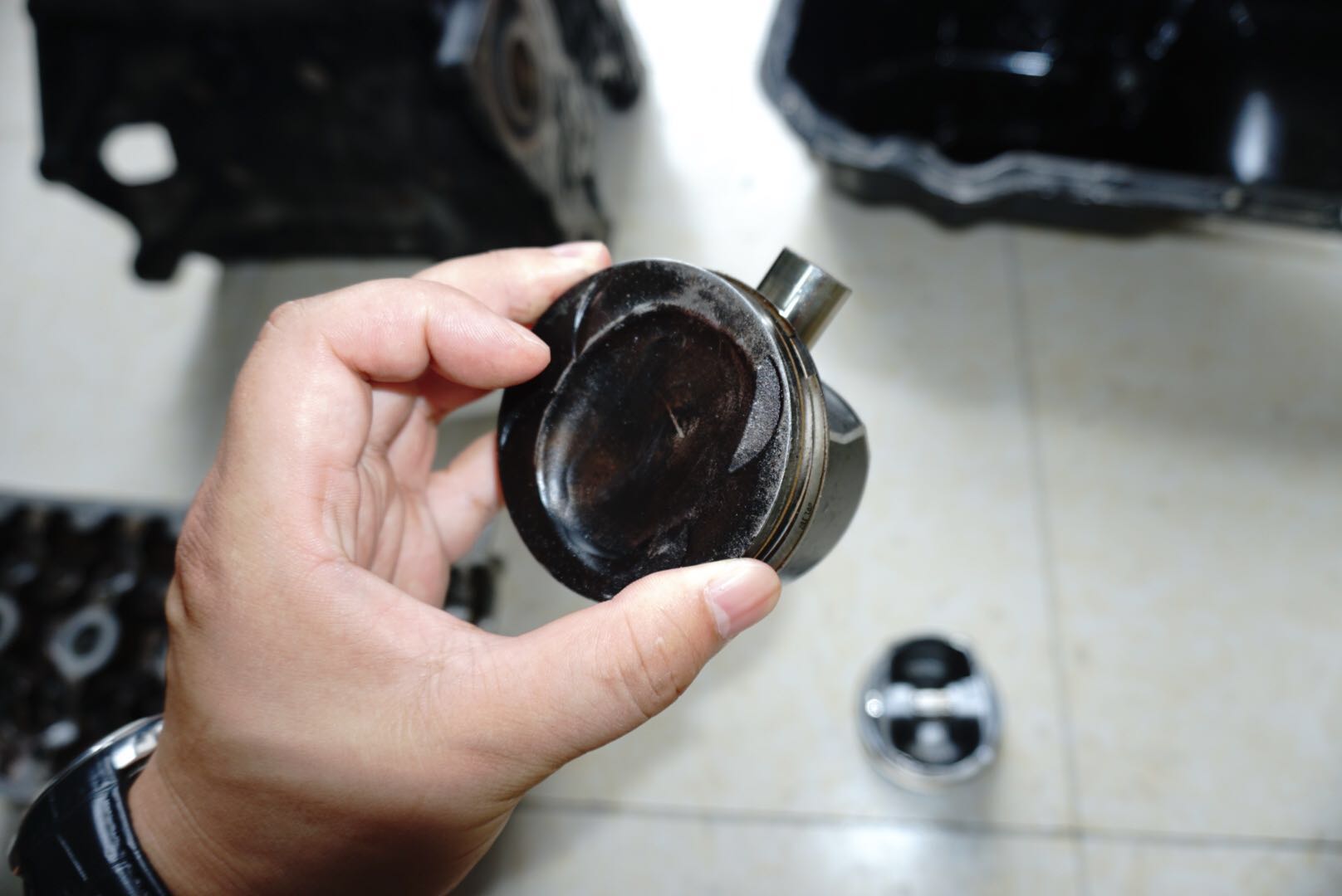 一失手买个大众赔了1万多。。。。伤透了心