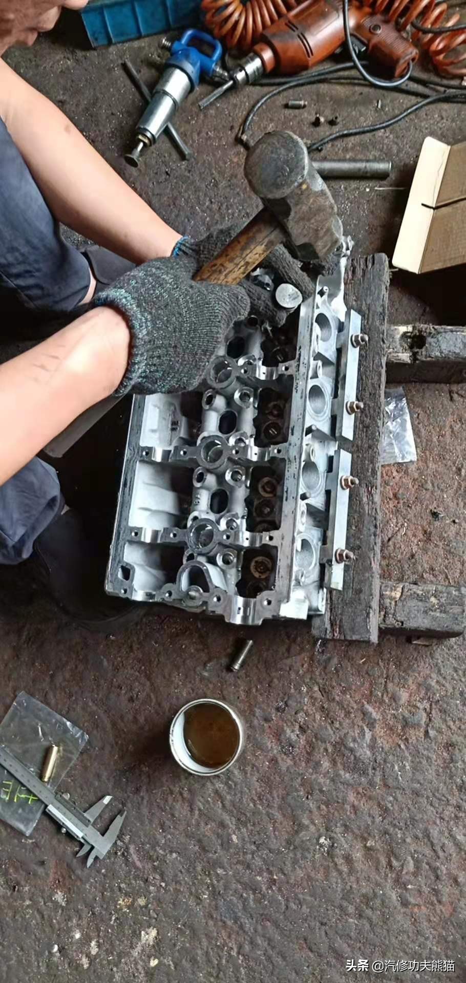 2013款奥迪a4l烧机油怎么解决,奥迪a4l突然全车无电是什么原因