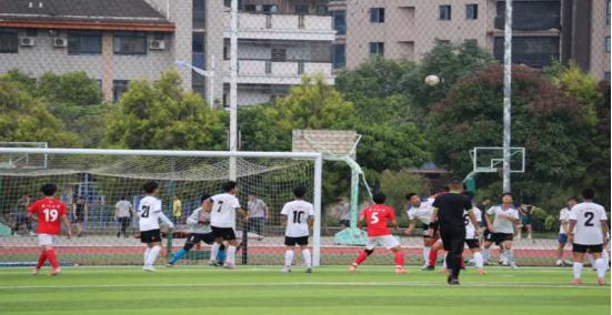 足球比赛厦门集美中学,厦门集美校园足球队