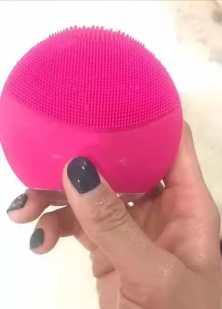 屏障受损起闭口粉刺多长时间能好,不要小看了闭口粉刺