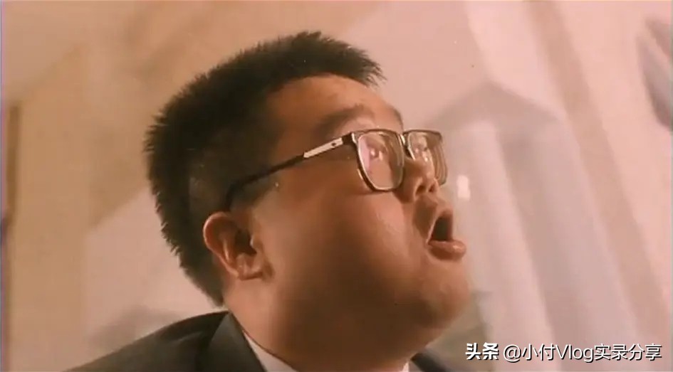 张卫健任达华梁家辉的电影,黑豹天下任达华梁家辉秀抽烟