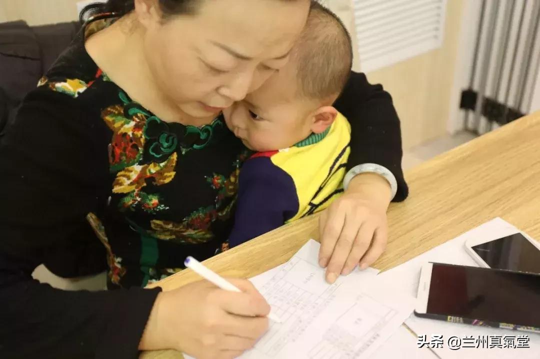 情暖母亲，爱润孩子”真氣堂亲情大型义诊义治活动