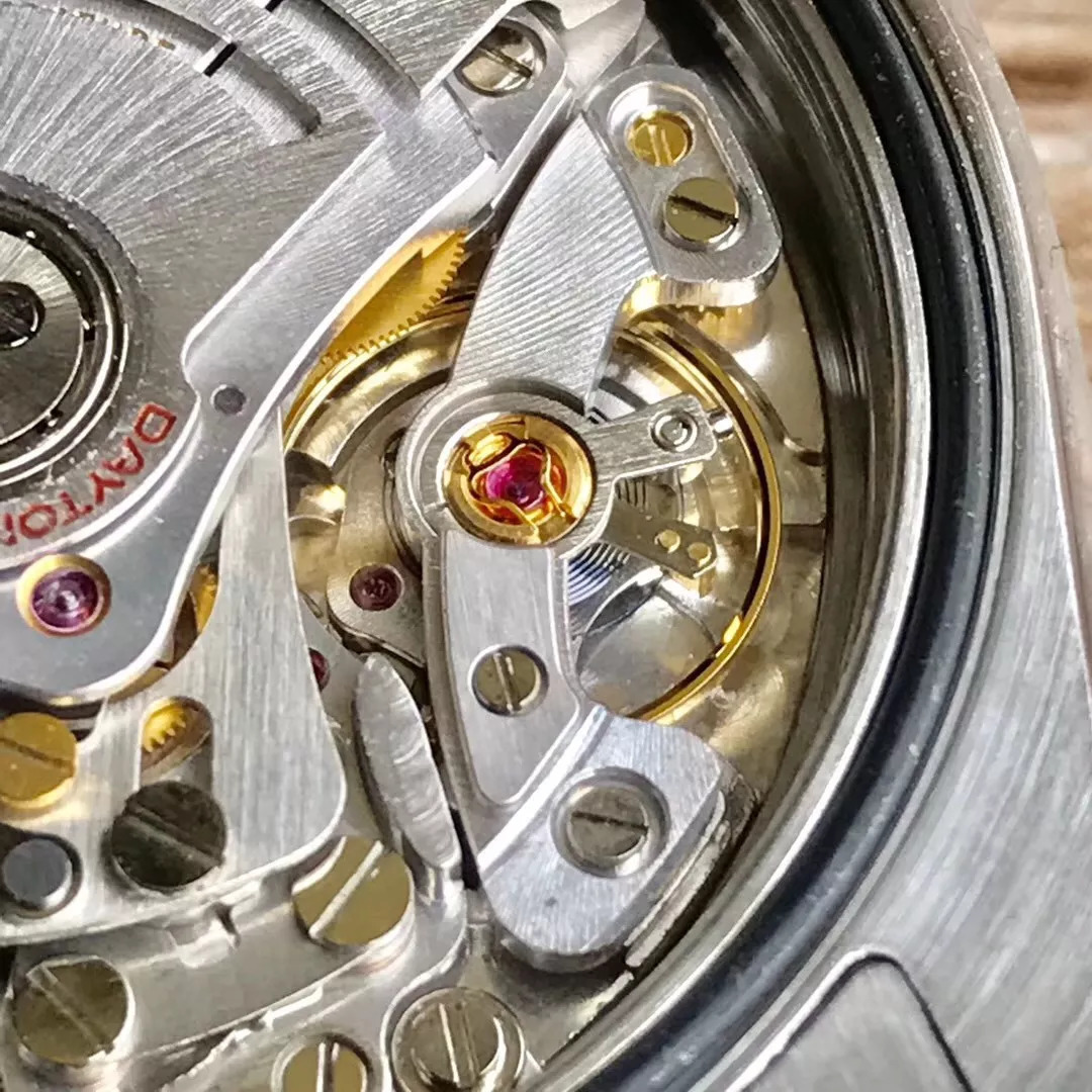 劳力士官方认证机芯,劳力士腕表什么型号的机芯最强悍