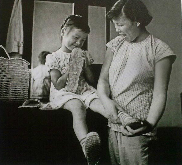 长沙人70年穿鞋往事：为何年轻学子们又穿高帮的球鞋了？