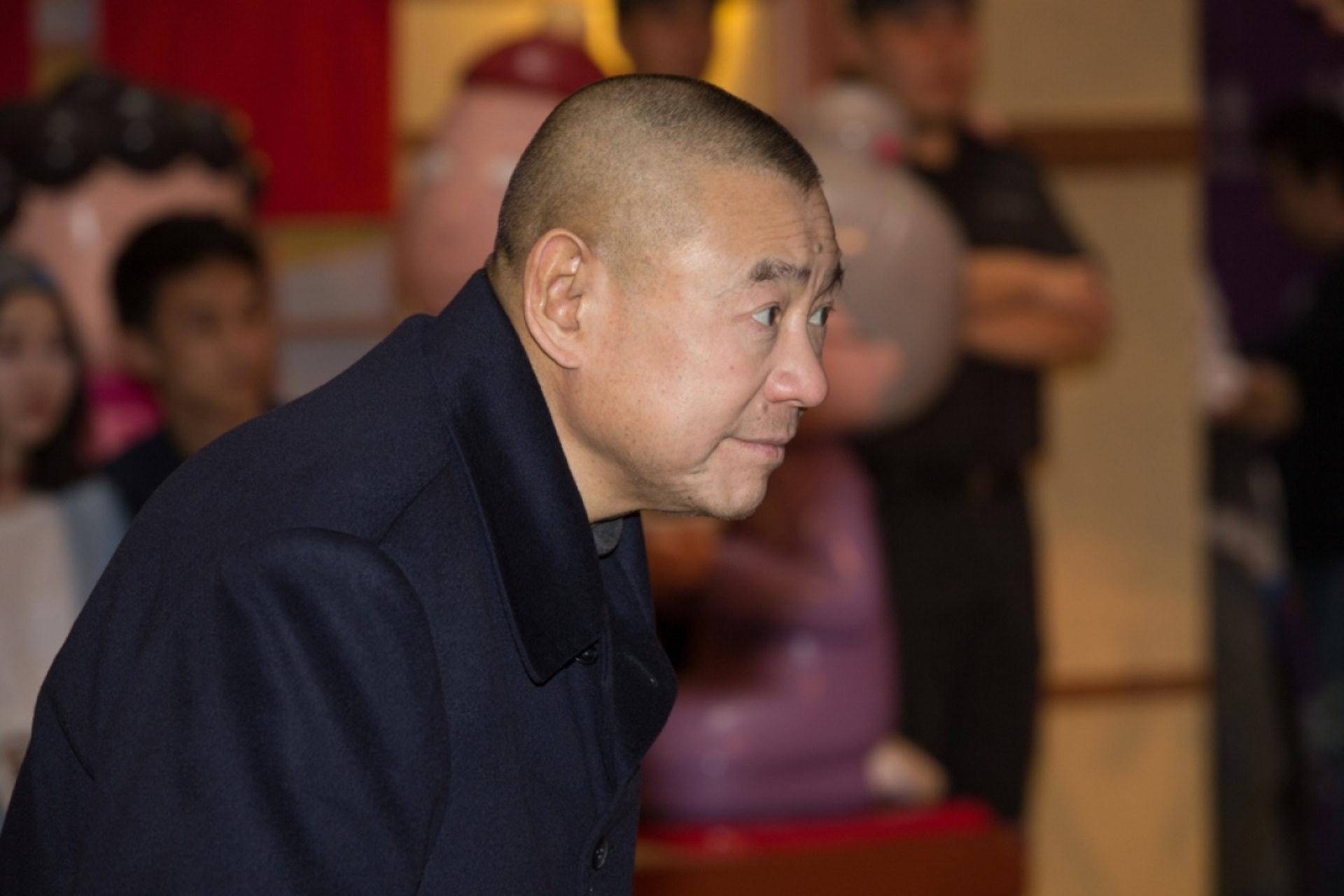 刘銮雄拍卖珍藏110瓶酒,刘銮雄拍卖76只爱马仕