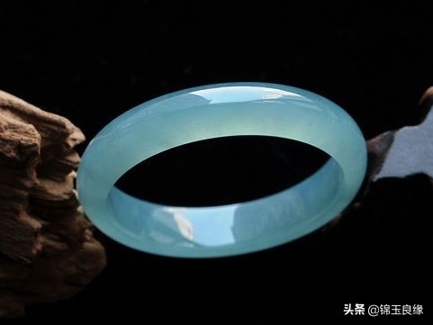 翡翠与玉的区别,东陵玉和翡翠的区别