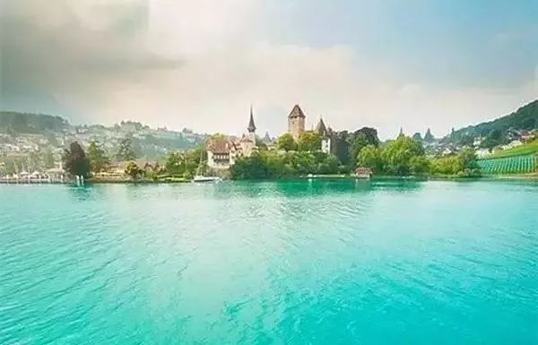 网友评出全球最值得去的50个地方,cnn评世界十大绝美旅行地