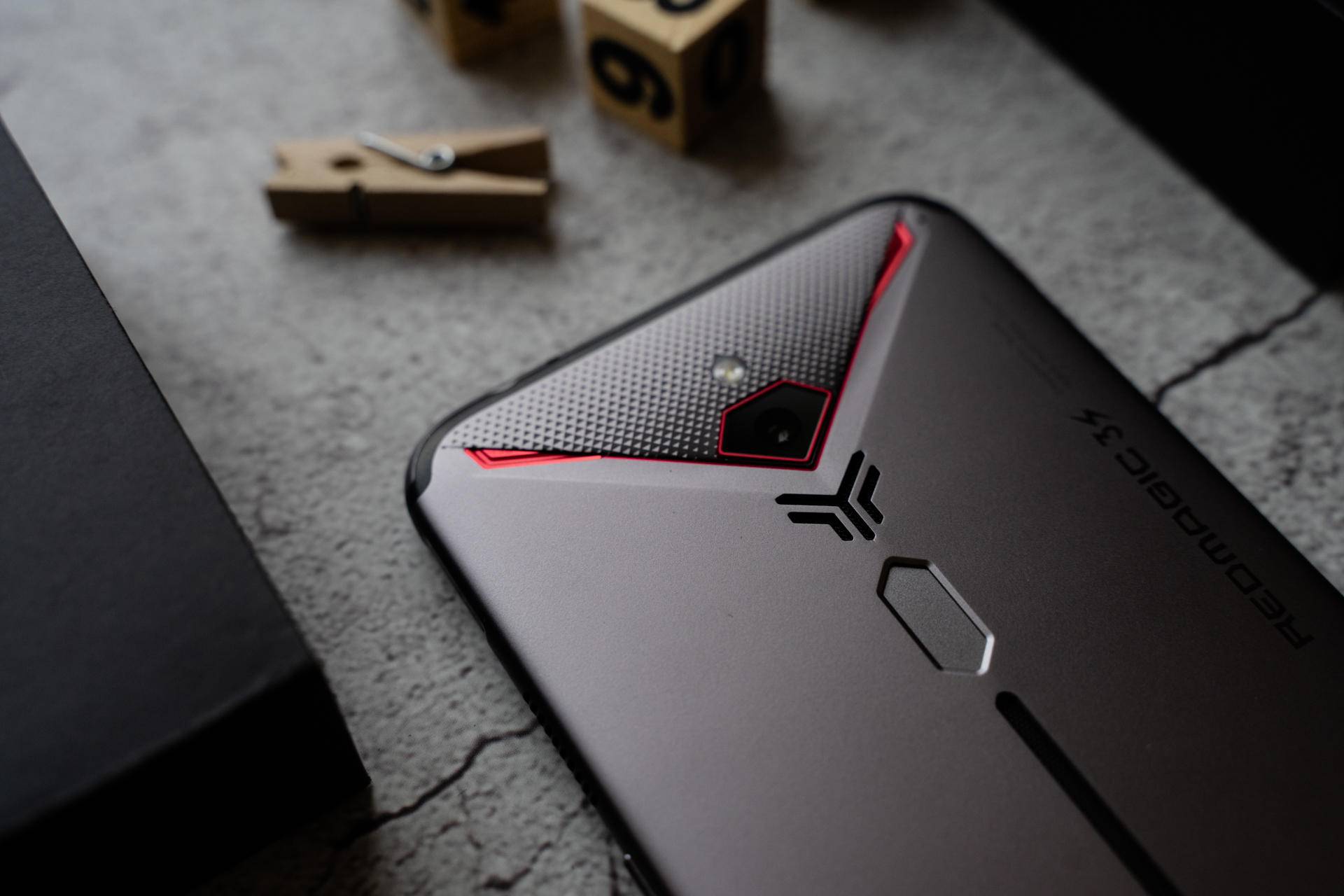 红魔3s和红魔3区别,红魔3s相当于苹果几