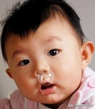 2岁宝宝感冒流鼻涕咳嗽一直流汗,2岁宝宝感冒咳嗽流鼻涕一招解决