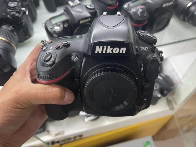 逛沈阳二手相机店：尼康没人要，大炮被放弃，宝丽莱却有很多人找