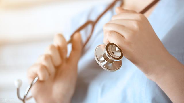 血栓脱落造成下肢肿胀能治愈吗,下肢发生血栓会有哪些症状