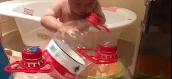 这什么神仙沐浴乳，号称给孩子洗澡不用冲还能净水护肤？