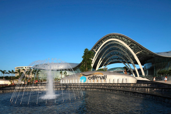 一条海棠路，半座三亚城：“海岛第一路”背后蕴藏怎样的资源密码